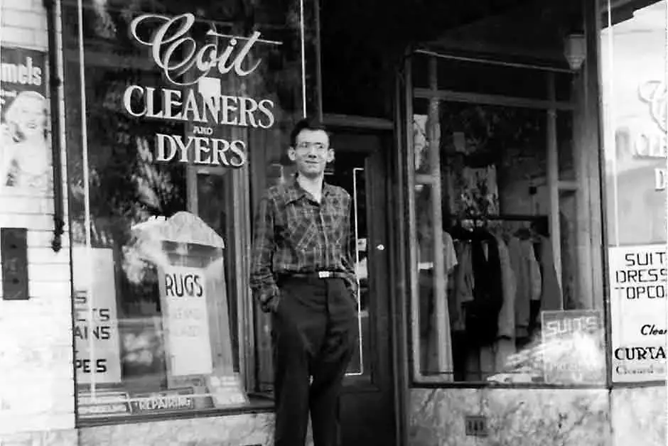 Store front 1950