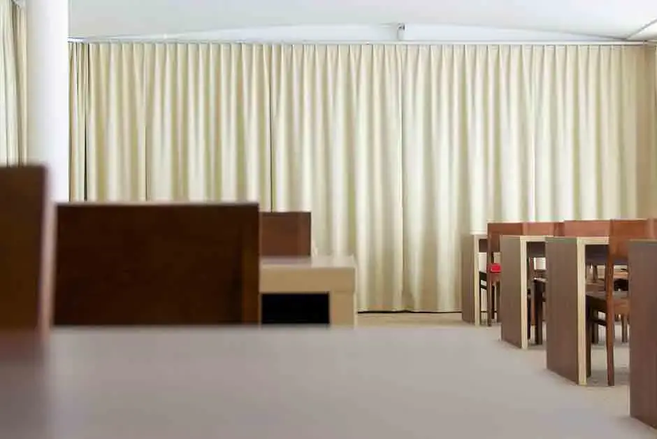 HOTEL DRAPES